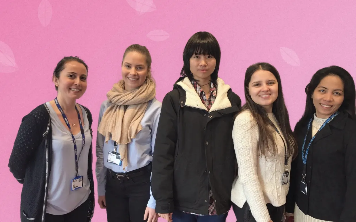 Марина Фіжделюк з групою в Guildford College, Велика Британія
